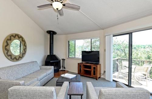 Lakeway Maison | Treehouse Bungalow With Community Poolhot Tub 16