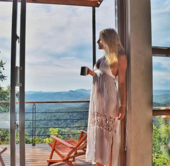 Imbulpe Station Balnéaire | Treehouse Chalets - Luxury getaway within a short distance of Ella