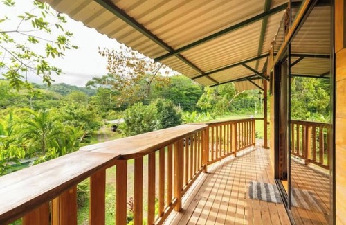 Jaco Maison | Treehouse with butterfly and exotic fruit farm