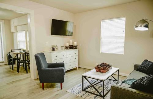 Grand Saline Maison | Trees and Trades - minutes from Canton Trade Days!