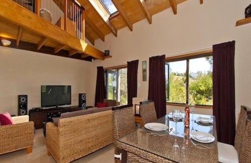 Tairua Maison | Treetop Oasis - Tairua Executive Holiday Home
