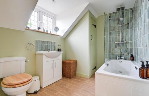 Malmesbury Appartement | Treetops at Cherry Tree Cottage