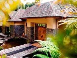 Horohoro Station Balnéaire | Treetops Lodge & Estate