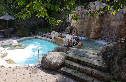 Tremblant-Les-Eaux Appartement | LES EAUX 227-3/ Condo 3 chambres, LES EAUX 227-3/Large 3 bdr with POOL and LAKE access