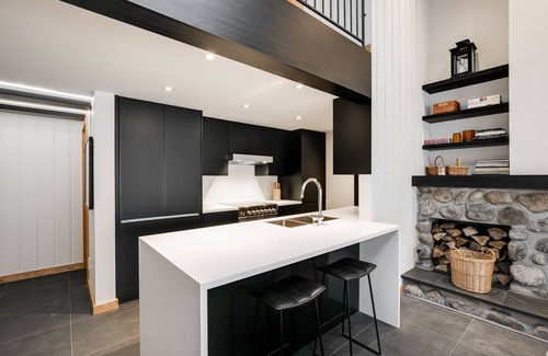 Mont-Tremblant Maison | TREMBLANT SKI IN/OUT LUXURIOUS NANSENHUS TOWNHOUSE