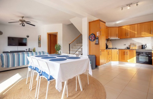 Silves Maison | Tremendous Estate with AC near charming Silves, Pet friendly with Pool