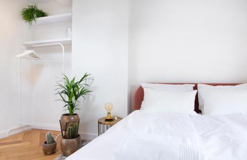Frankendael Appartement | Trendy 2 bedroom accommodation on perfect location