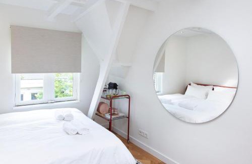 Frankendael Appartement | Trendy 2 bedroom accommodation on perfect location