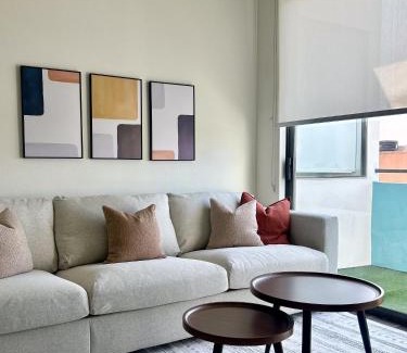 Wilshire Montana Appartement | Trendy 2BD 2BTH Apt steps from Downtown Santa Monica!