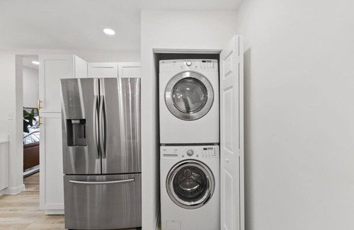 Burlington Maison | Trendy Getaway | Near Elon Uni