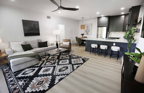 Paradise Valley Village Copropriété | Trendy & Oh-So Contemporary