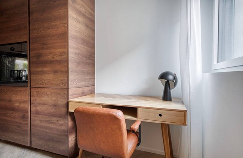Wiedikon Appartement | Trendy Wiedikon 1BR w/ Storage Room & W/D, nr Market, by Blueground