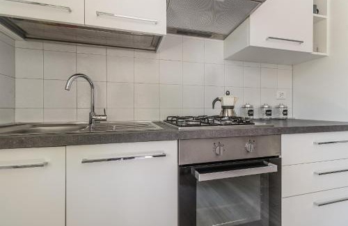 Treviso Appartement | Treviso to Venice - By Flora