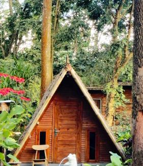 Toya Bungkah Maison | Triangle House and hot spring