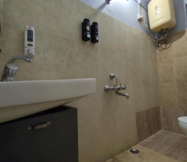 Khanapara Appartement | Tridisha's Service Apartment