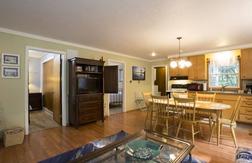 Sturgeon Bay Cottage | Trillium Cottage - Retraite familiale sur Sand Bay Point dans le comté de Door