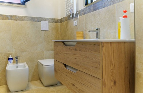 Villammare Appartement | Trilocale con terrazzo panoramico a 150 metri dal mare