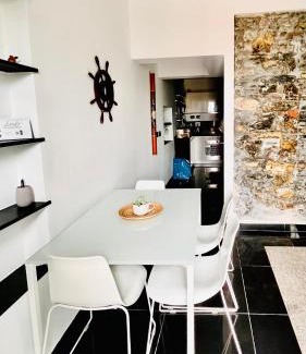 Sturla Appartement | Trilocale sulla Spiaggia - Parcheggio Privato