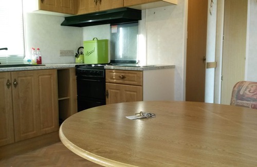 Aldborough Maison | Trimingham Pk, Comfy caravan 148 ; Gt Seaview ; 10min walk to beach
