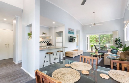 Trinity Beach Appartement | Marlin Cove · 2 chambres 2 salles de bain Modern Apt @ Trinity Beach Lagoon ❤️