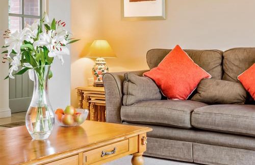 Irstead Maison | Trinity House