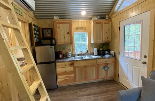 Quitman Cabine | TRINITY OAK OASIS CABIN: Spiritual Retrt & Country Resort for Rest & Restoration