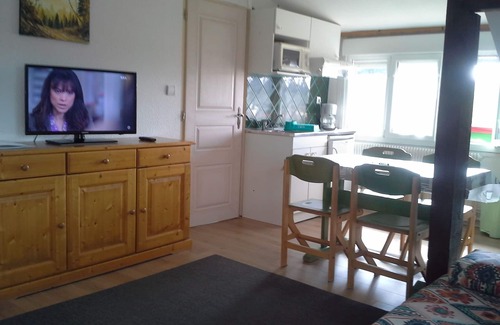 Girmont-Val-d'Ajol Appartement | chambre triple lit 160x200 confort , 2 pièces
