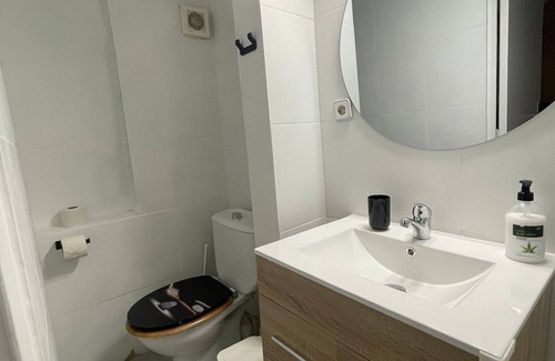 Arganda del Rey Hôtel | Triple Superior - Balcón Calle el Pilar - Mini Cocina-bańo Privado
