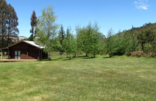 Glenhope Cottage | Triple Tui - Cabane en rondins, autonome, côté rivière