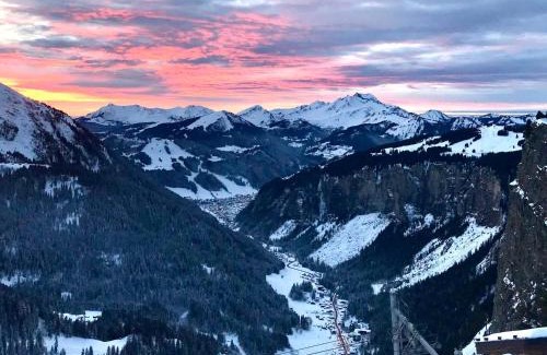 Avoriaz Appartement | Triplex de Charme pour 12 Personnes avec Cheminée, Balcons et Services Hôteliers - Avoriaz - FR-1-314-229