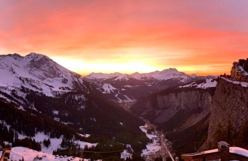 Avoriaz Appartement | Triplex de Charme pour 12 Personnes avec Cheminée, Balcons et Services Hôteliers - Avoriaz - FR-1-314-229