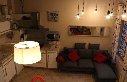 Enclos Maison | Triplex in character house 2 steps from the Vieux Bassin and salt granaries