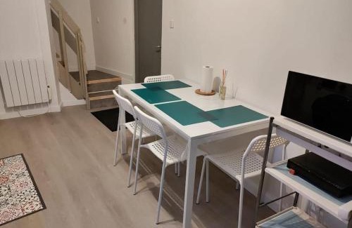 Pamiers Maison | Triplex Pamiers Centre-Logement Entier