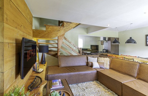Centro Maison | Triplex avec 3 Appartements à Canela, près de la cathédrale Pierre