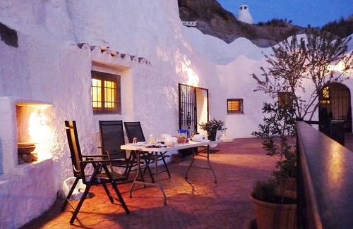 Guadix Cottage | Maison Troglodyte Cueva Almendro, près de Grenade, WiFi gratuit
