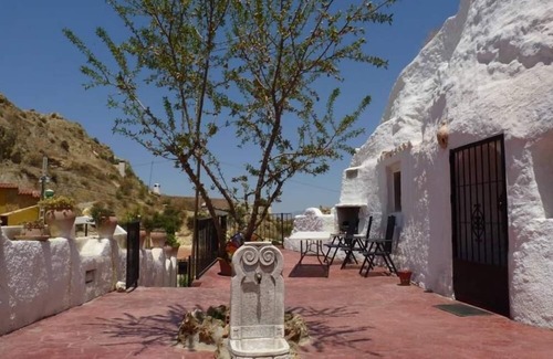Guadix Cottage | Maison Troglodyte Cueva Almendro, près de Grenade, WiFi gratuit