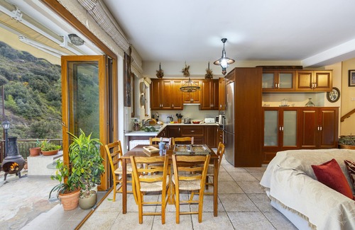 Kato Amiantos Villa | Troodos Cottage Riverside