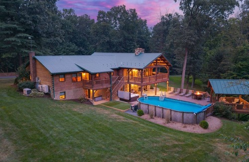 Elliottsburg Cabine | Trophy Whitetail Lodge