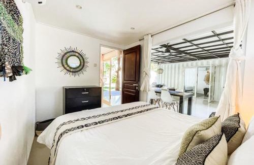 Selong Belanak Appartement | Tropical 2BR Escape & Walk to Selong Belanak Beach