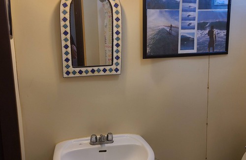 Aguadilla Appartement | Tropical adventure Westside of Puerto Rico snorkel fish Golf surf , sunsets