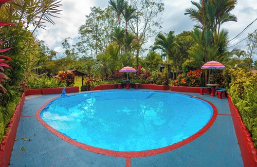 Penjamo Cabine | Tropical Cabin Near La Fortuna - Private Pool & BBQ Oasis