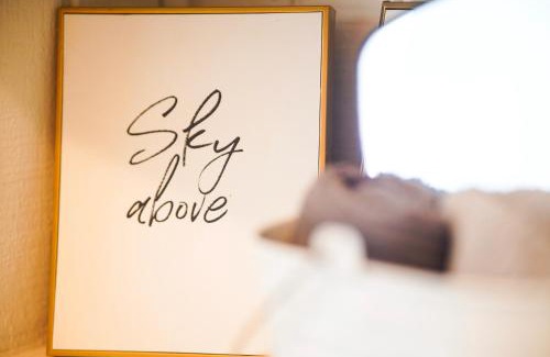 Flagami Appartement | Tropical Cottage in Prime Airport Area