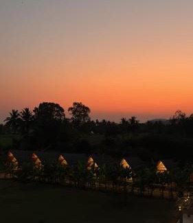 Kamalapur Maison | Tropical Hampi