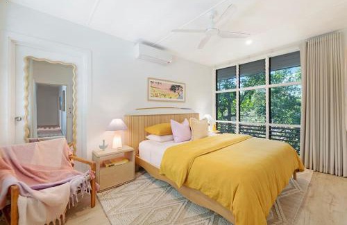 Rapid Creek Maison | Tropical Luxe Treehouse - Lush Poolside Living