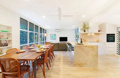 Rapid Creek Maison | Tropical Luxe Treehouse - Lush Poolside Living