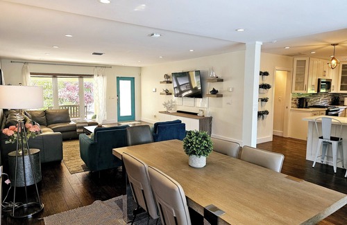 Garden Isles Maison | Nouvelle liste! Tropical Luxury Living, front de mer, ascenseur à bateaux, près de la plage