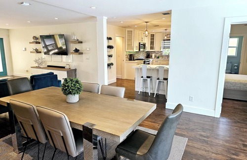 Garden Isles Maison | Nouvelle liste! Tropical Luxury Living, front de mer, ascenseur à bateaux, près de la plage