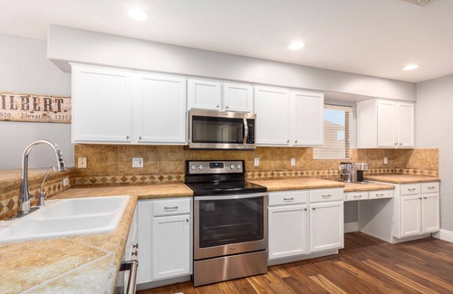 Ashley Heights Maison | Tropical Oasis in Sunny Arizona!