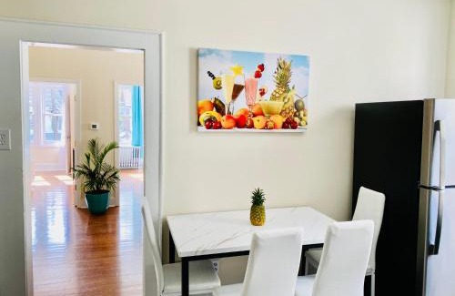 Irvington Maison | Tropical Oasis - Room 3