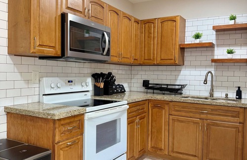 Central Fort Lauderdale Maison | Tropical Paradise: Near Beach, Cruise, Airport & Stadium
